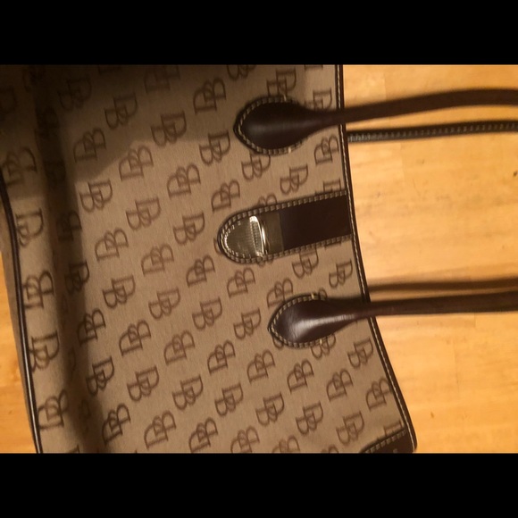 Dooney and bourke signature canvas tote purse - Picture 4 of 8